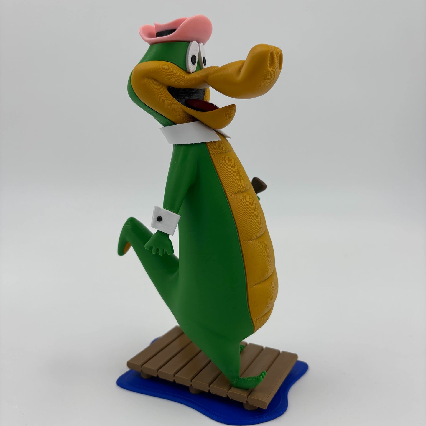 Wally Gator Figurine