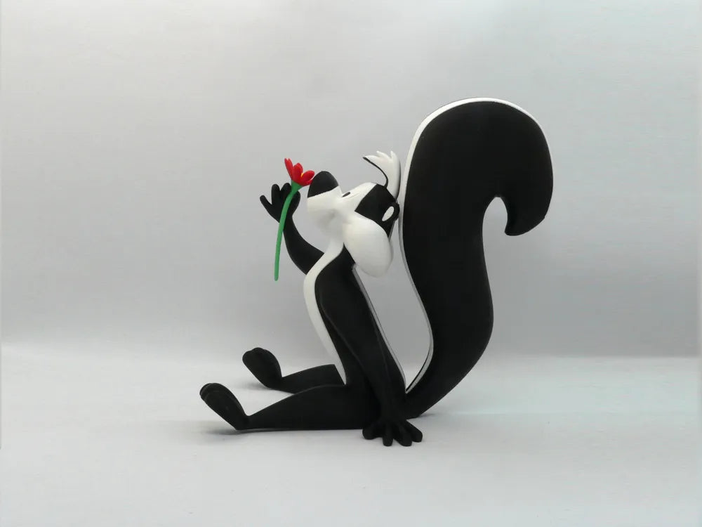 Pepe Le Pew Figurine