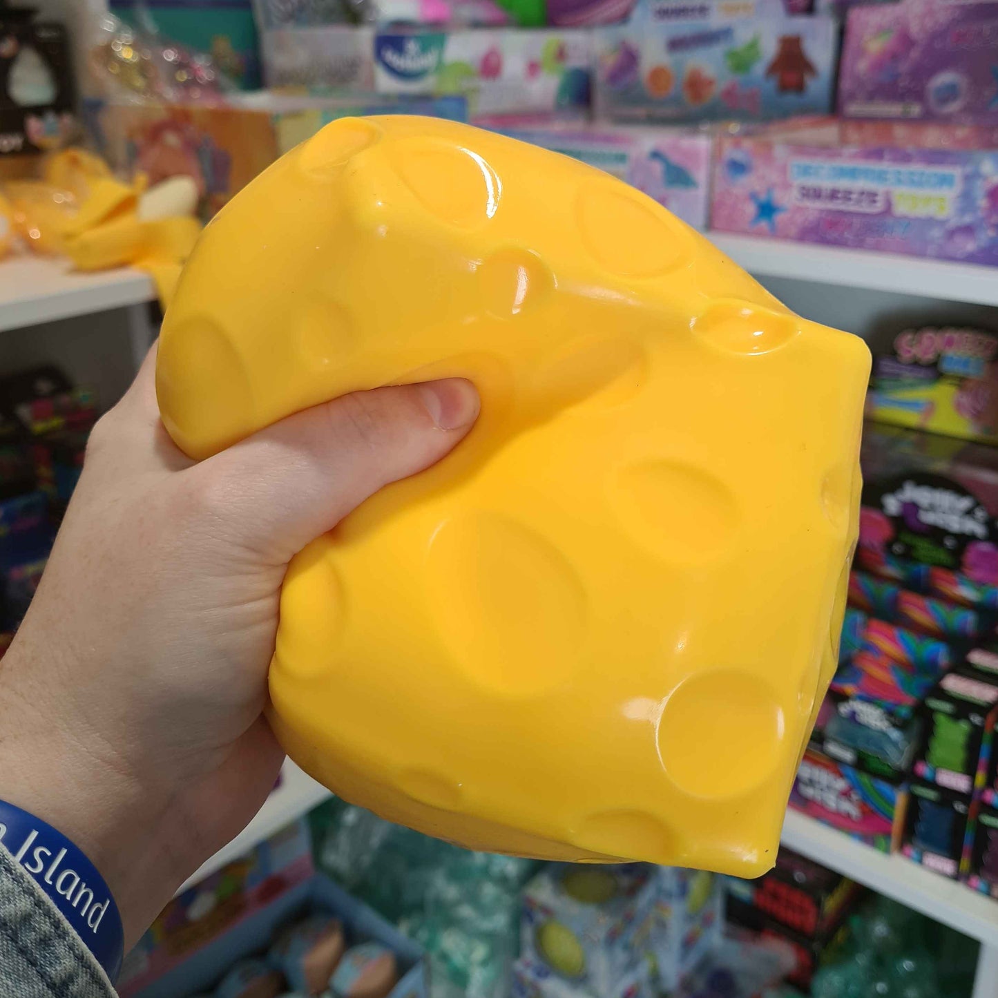Jumbo Cheese - Clay