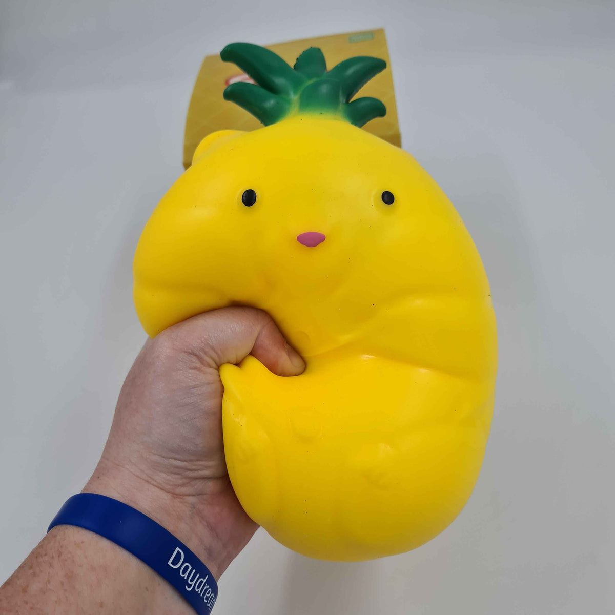 Jumbo Pineapple