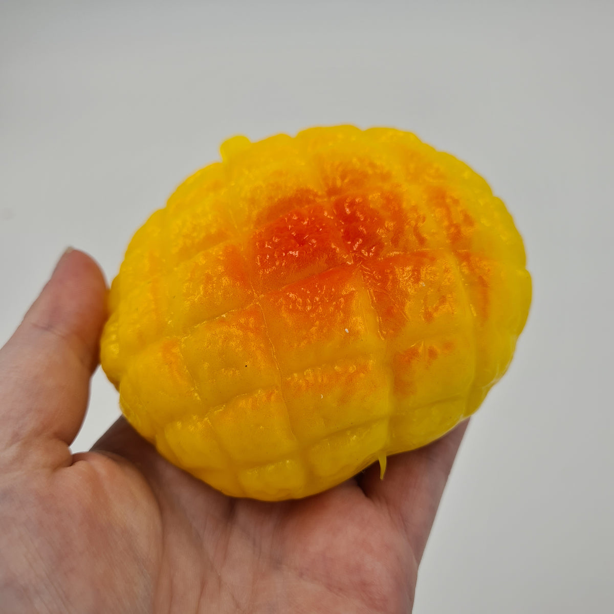 Crunchy Pineapple Bun