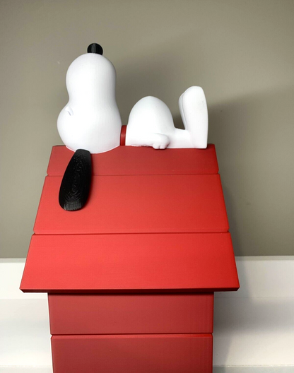 Snoopy Figure